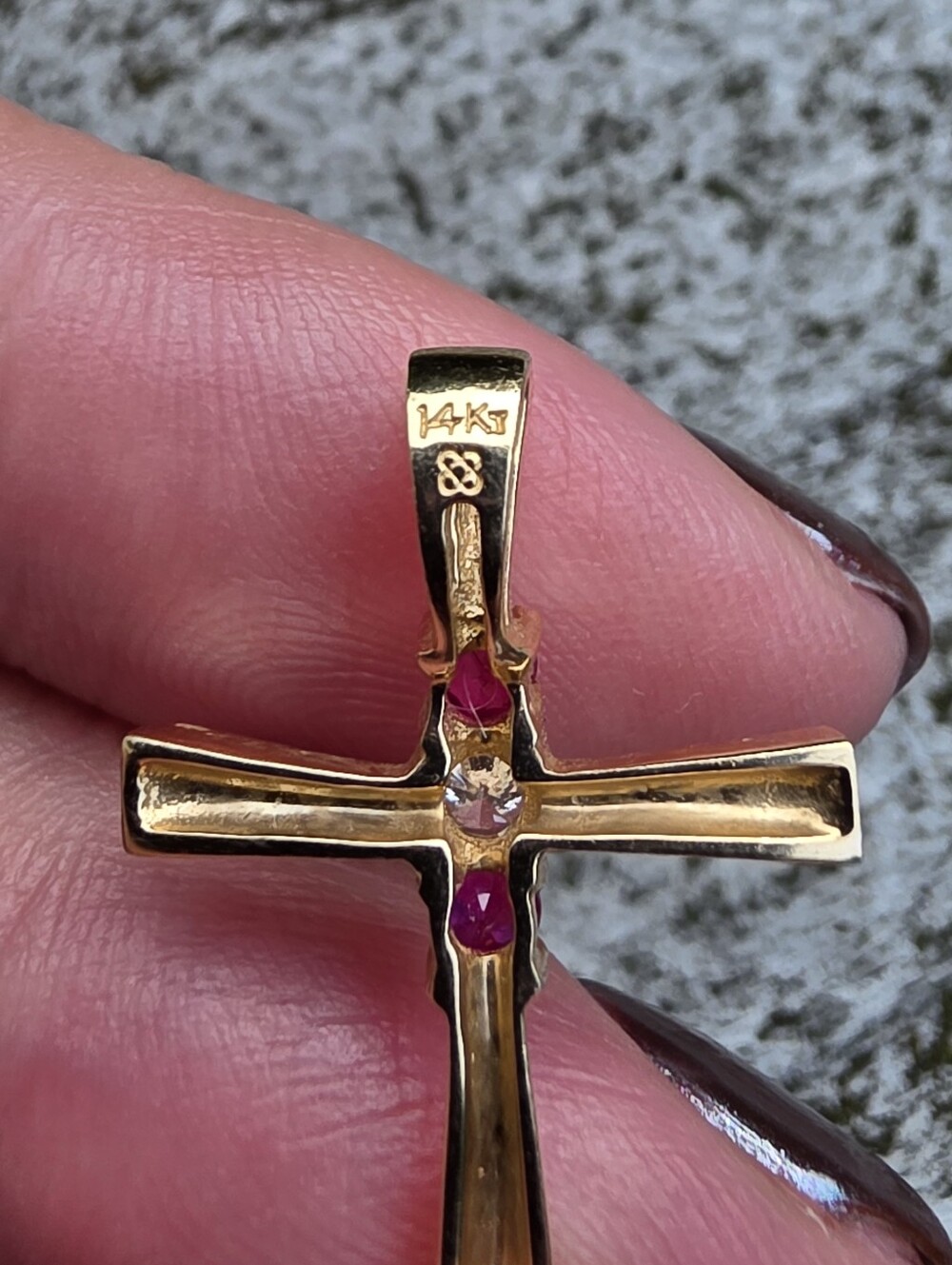 Vintage 14k Solid Gold Diamond And Ruby Cross Pendant - Picture 13 of 15